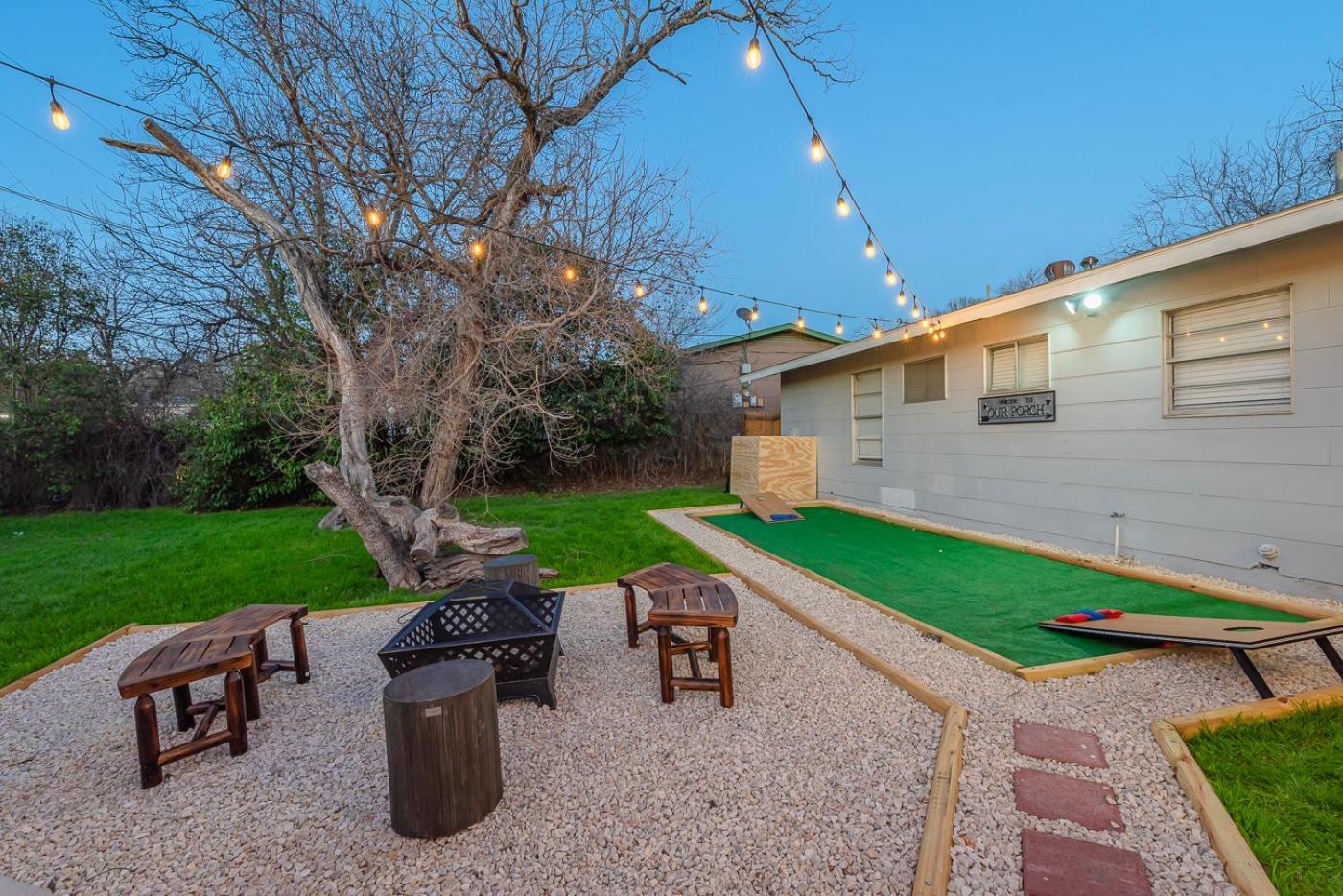 Game Room, Pool & Fire Pit At The Medical Center 샌안토니오 외부 사진