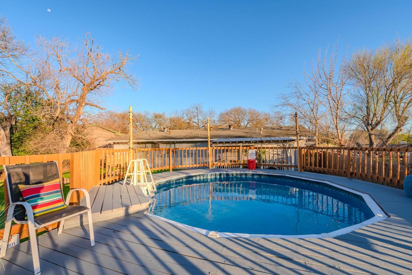 Game Room, Pool & Fire Pit At The Medical Center 샌안토니오 외부 사진